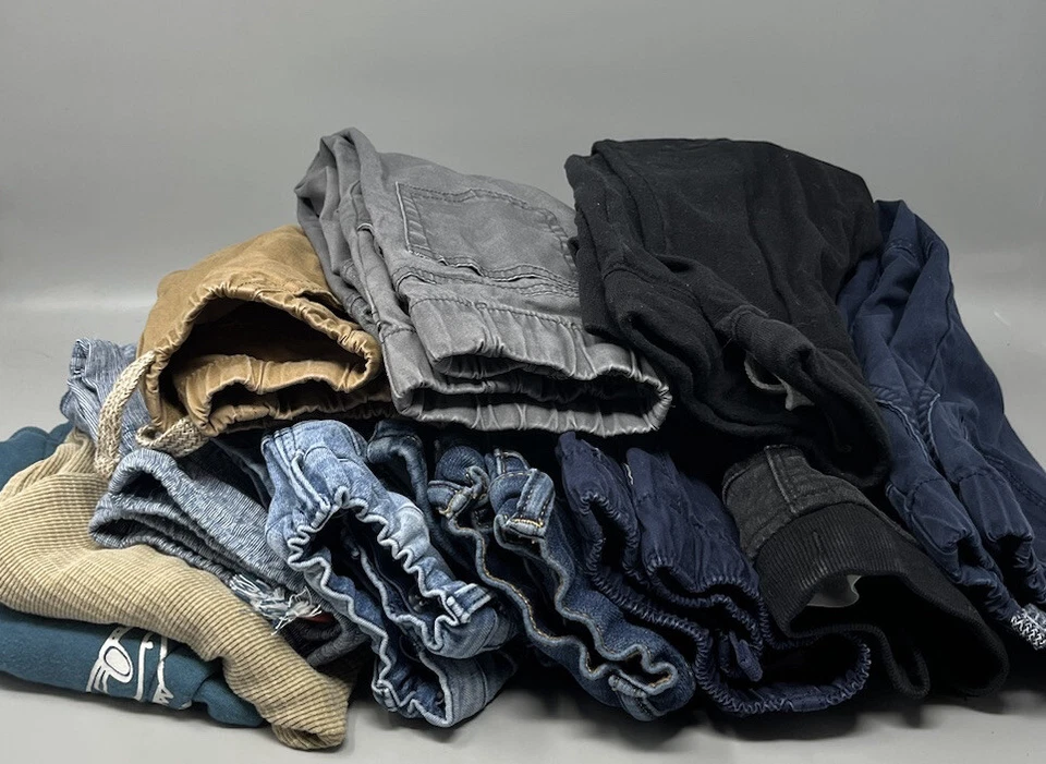 Lot of 12 Clothing(pants) for Boys 1-3 years.OLD NAVY,H&M,ZARA,GAP,CAT&JACK - Image 3 of 4