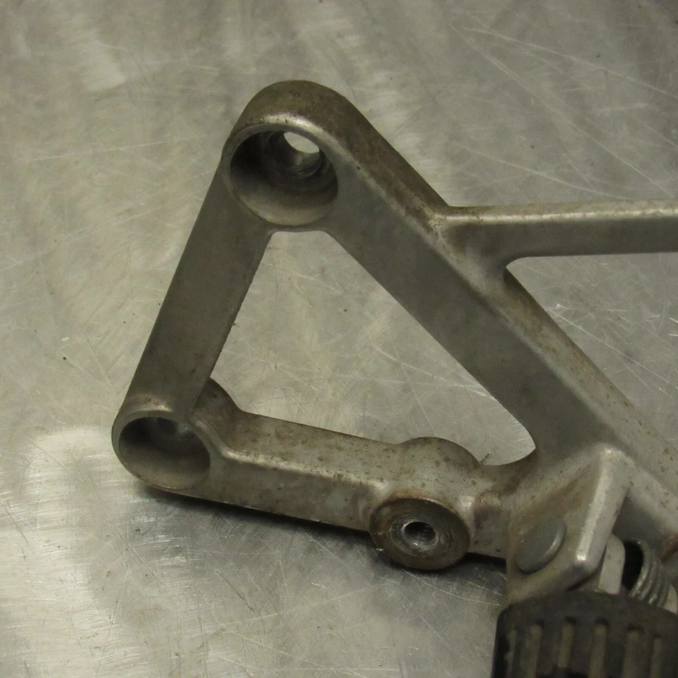 CBR600 HURRICANE 600 1987 estriba delantera izquierda soporte palanca de cambios pedal de cambio Foto 3 de 4