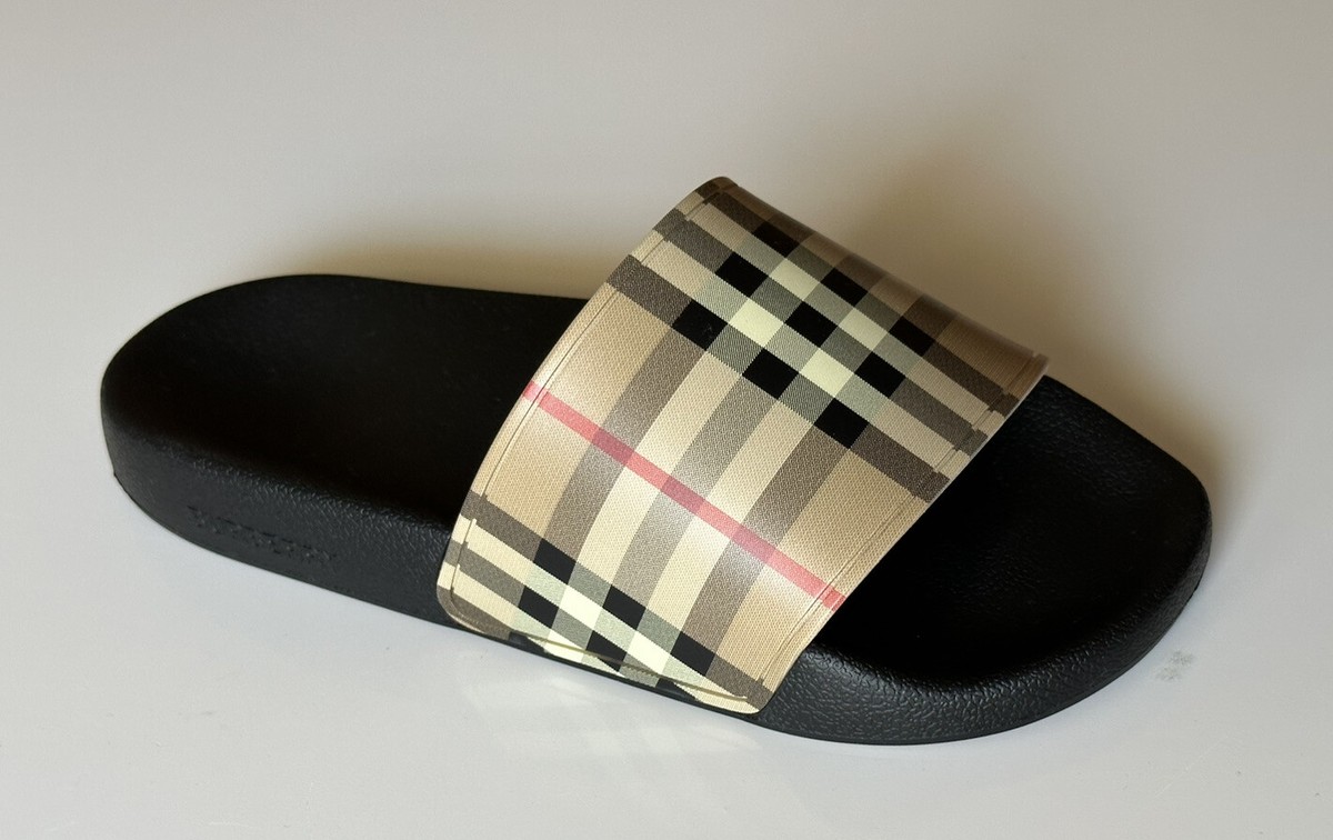 NIB Burberry Vintage Check Archive Beige Slide Sandals 11 US NIB Burberry Vintage Check Archive Beige Slide Sandals 11 US