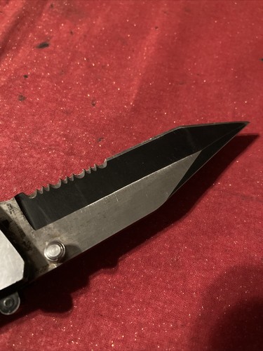 Black Widow Design Stainless Steel Pocket Knife - Picture 3 of 7