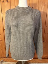 Vtg Montana Woolen Shop Women  s Gray Long Sleeve Size S Sweater