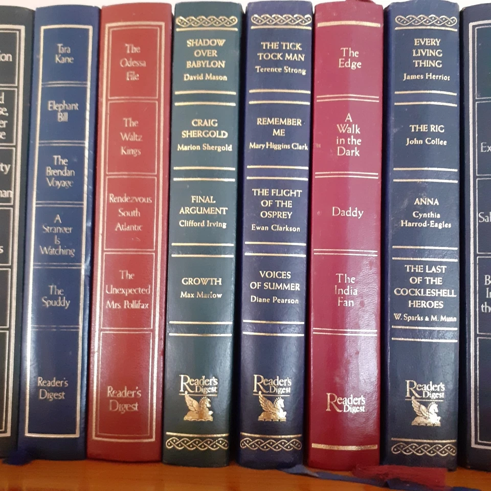 Readers Digest Condensed Books Hardback - Red, Gold, Blue and Green covers - Image 4 of 4