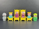 VTG Fisher Price Little People Castle 993 Figures & Throne Lot King Queen Knight