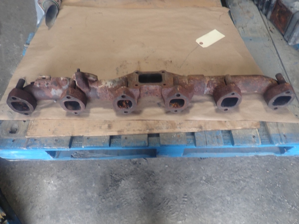 Volvo D13 Mack MP8 Diesel Engine Exhaust Manifold 20910779