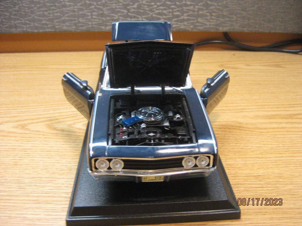1/18 1969 FORD TORINO 
