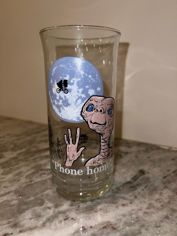 1982 E.T. The Extra-Terrestrial Pizza Hut Collector Drinking Glass Tumbler (2)