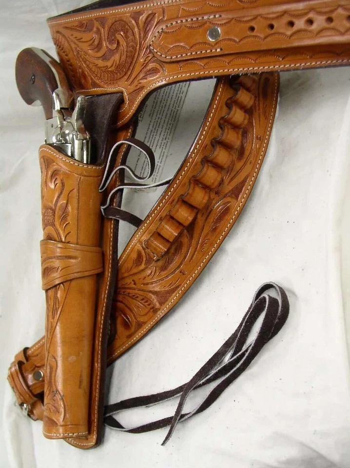 Western Gun Holster Belt Leather Revolver Pistol Tooled .22 .35/357 .44/45 Cal - Image 4 of 4