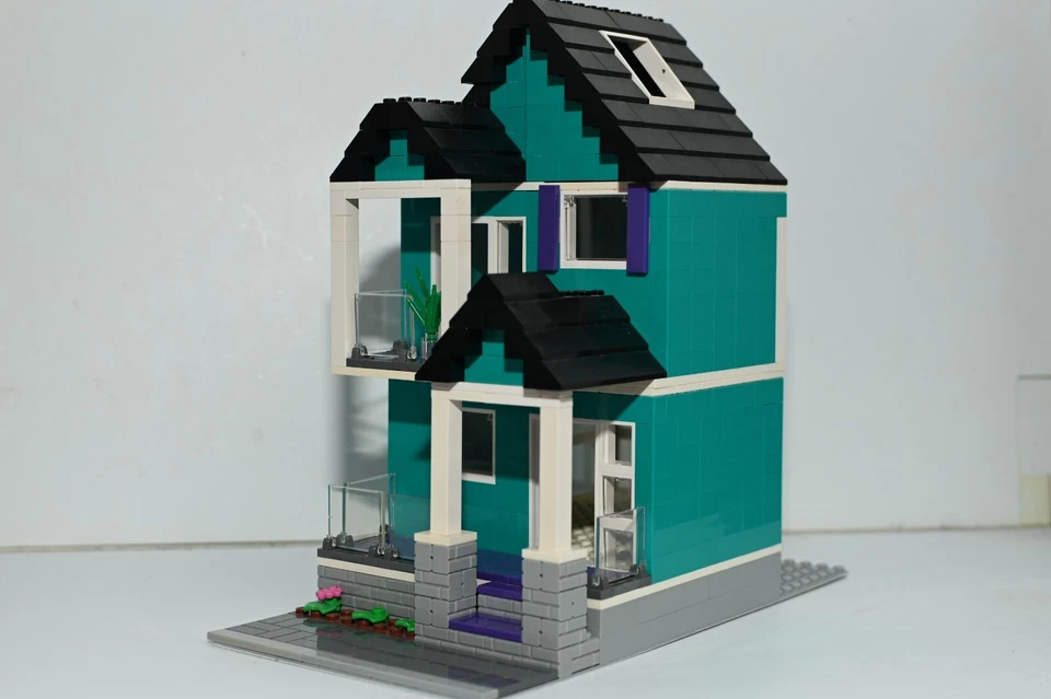 Casa de Ladrillos Turquesa Oscuro Modular Ciudad Modelo Personalizado Construido con Ladrillos Foto 3 de 4