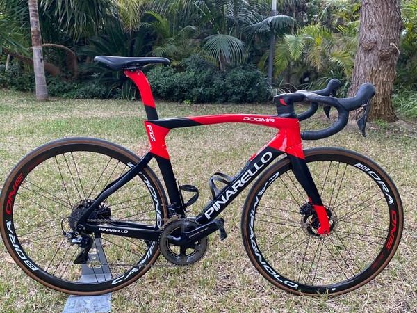 bicicleta carretera carbono PINARELLO DOGMA F12