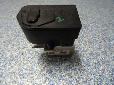 Absperrventil VW e Golf MK7 Kühlmittel Expansion Valve Climate Control 4M0816703
