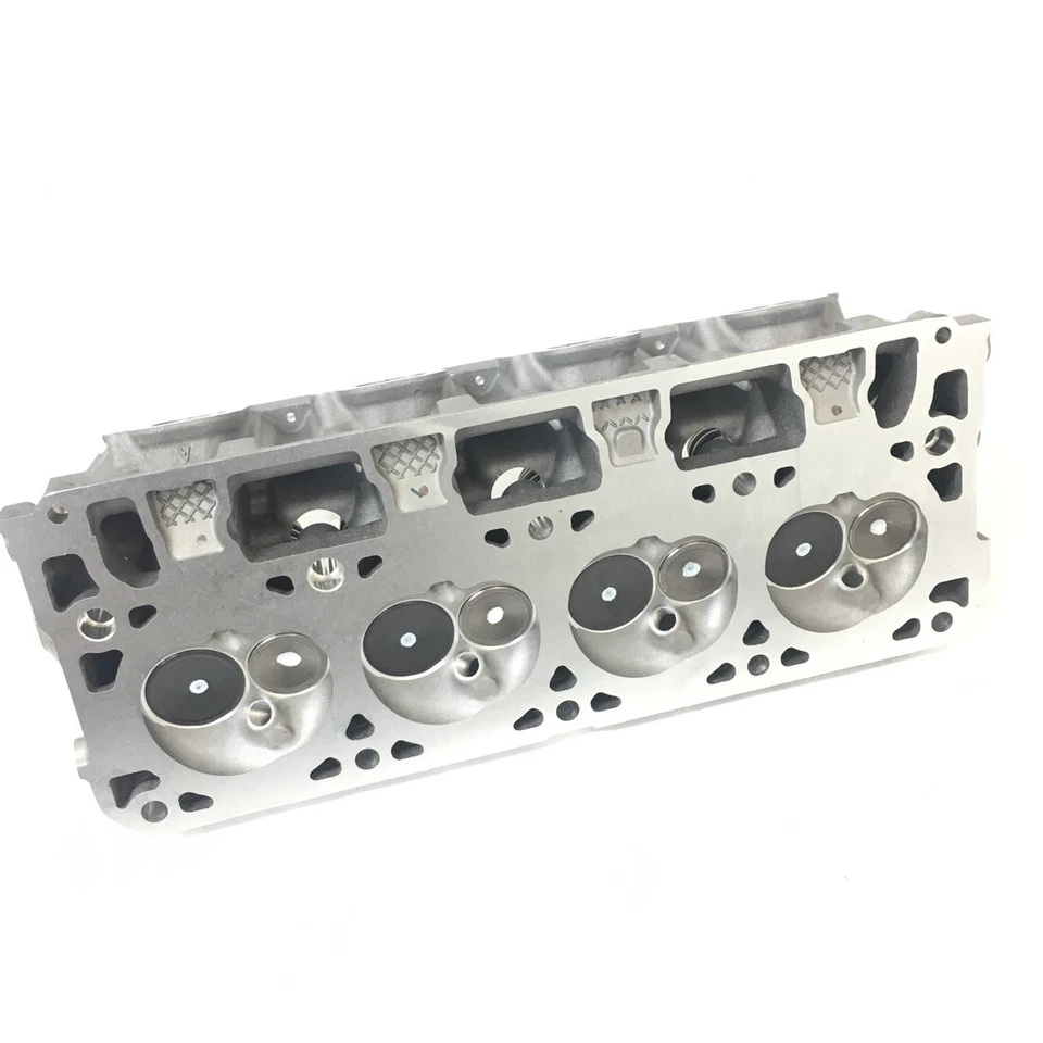 Culata GM 5,3 L L L83 GDI 2014-2020 Silverado Sierra Suburban Tahoe Yukon Foto 2 de 4