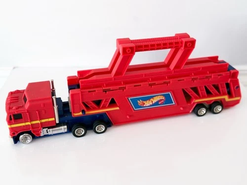Vintage 1986 Hot Wheels Car Carrier Hauler Semi Truck Red