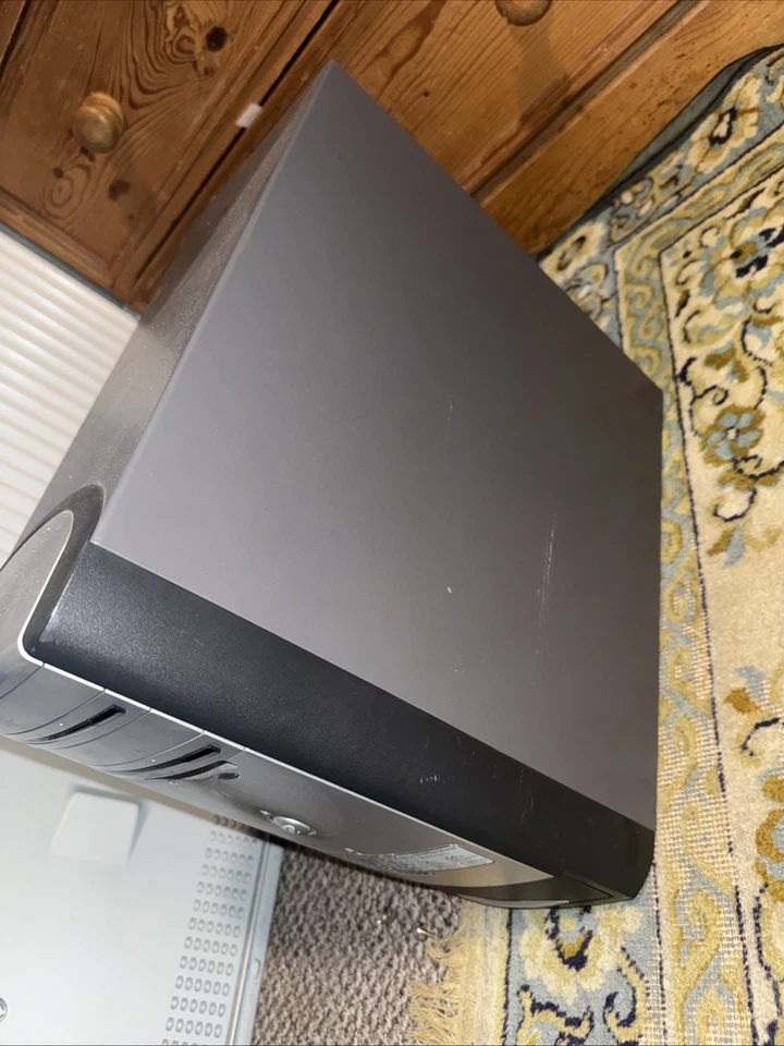 Vintage Windows Xp Tower Emachine 420 Intel Celeron Processor 2.60GHz￼ - Image 4 of 4