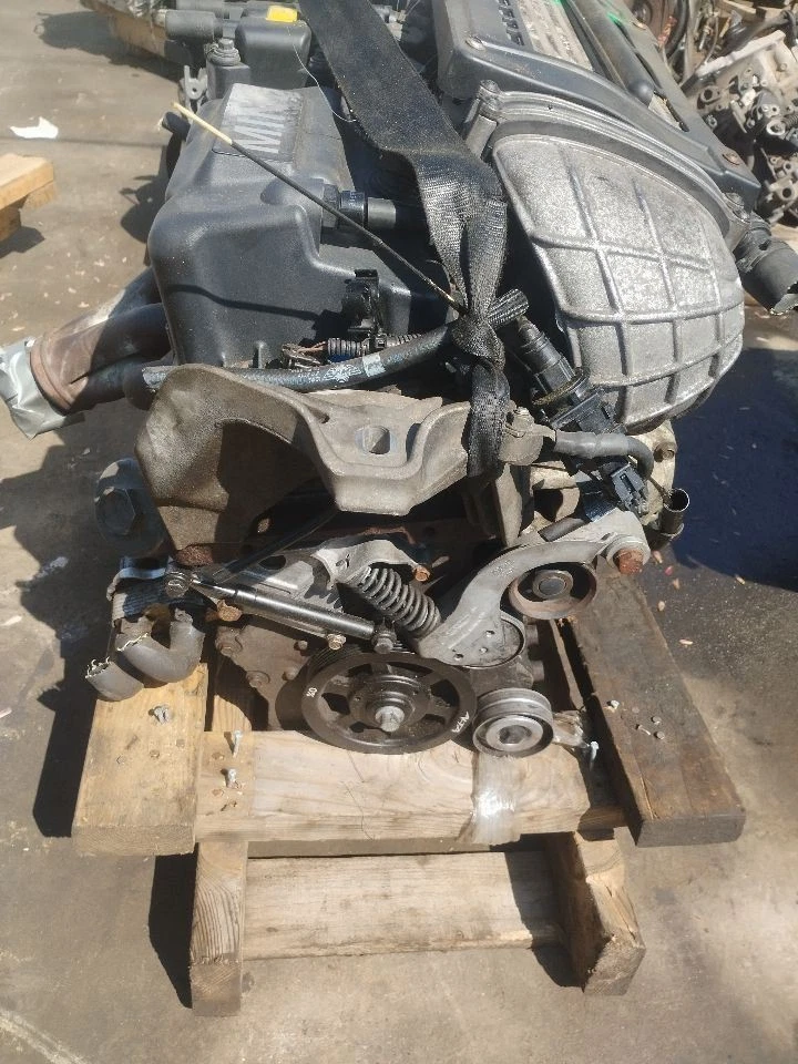 Engine 1.6L Convertible With Supercharged Option Fits 02-08 MINI COOPER 326078 Foto 2 de 4