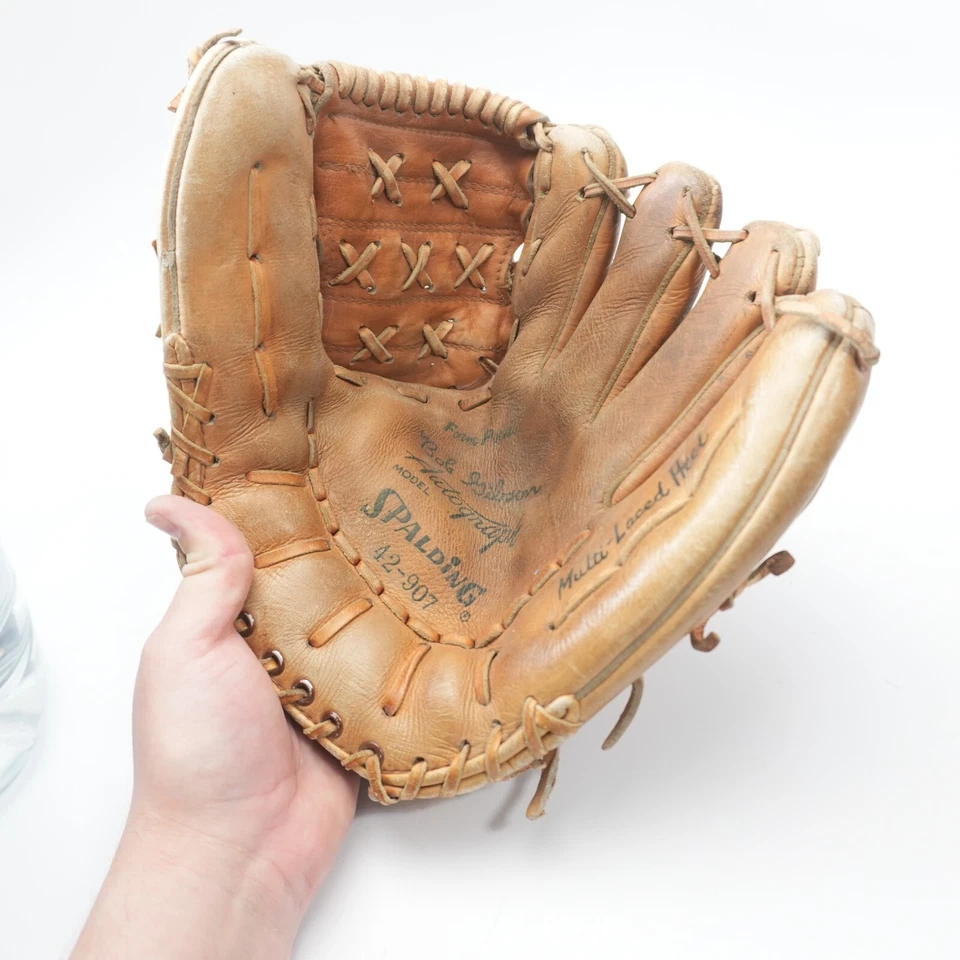 Spalding model 42-907  Baseball Glove RHT 12" - Image 2 of 4