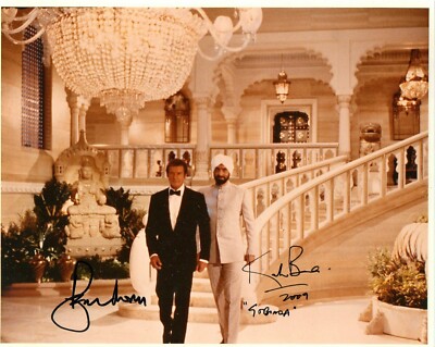 Roger Moore Kabir Bedi 10-8 signed Foto Octopussy Autogramm COA BILD PROOF