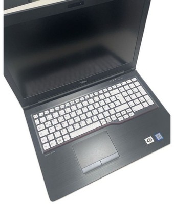 Notebook Fujitsu Lifebook U759 Core I5 8th Gen, 16GB, 256GB SSD + Dockingstation