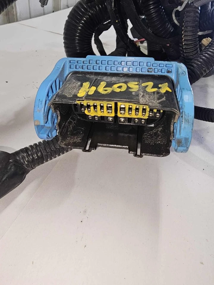 12 13 CHEVY SILVERADO 1500 SIERRA 1500 Wire Harness (engine) 5.3L PN 22899919 - Image 4 of 4