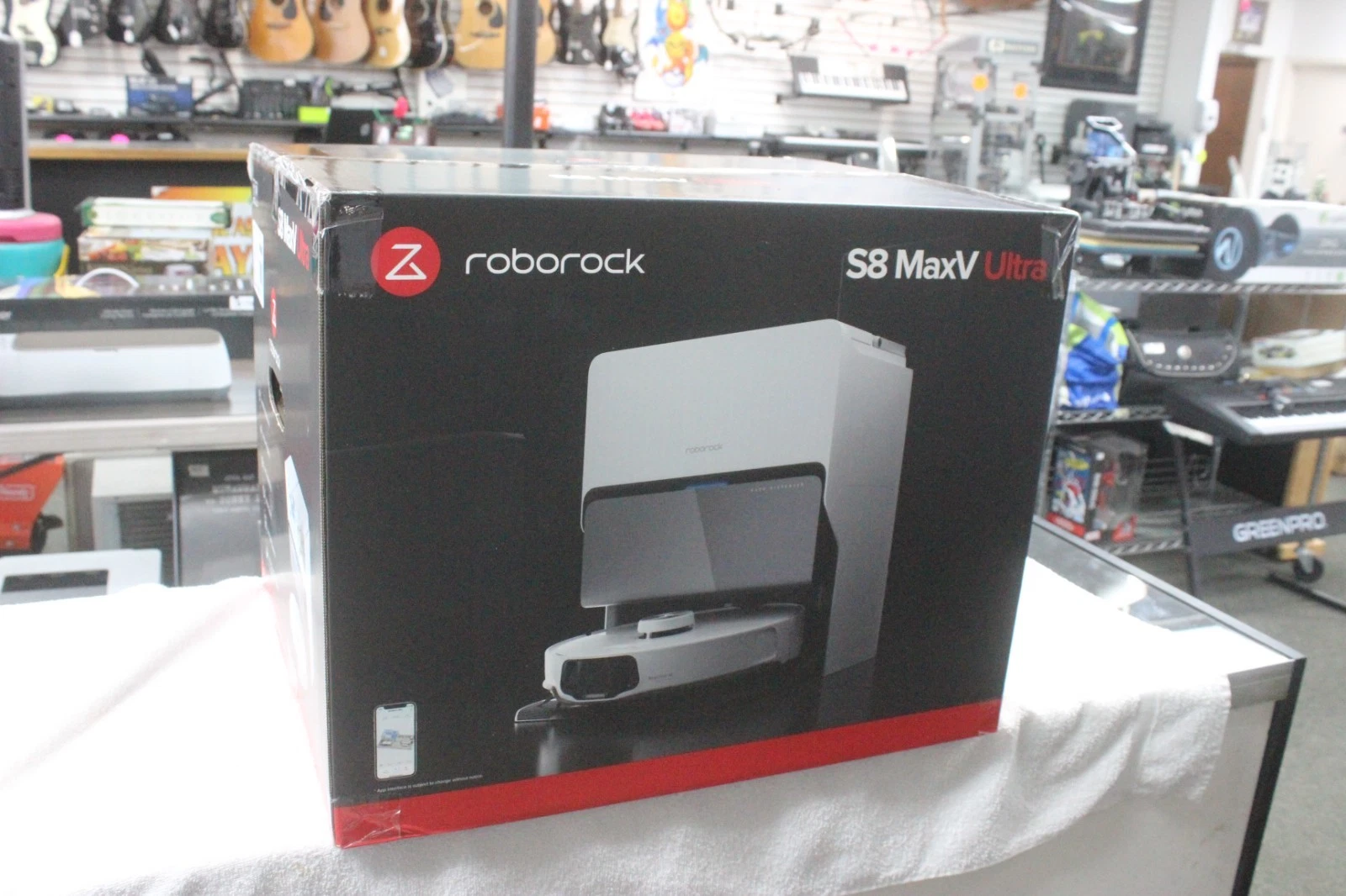 Roborock S8 MaxV Ultra S8 MaxV Ultra Robotic Vacuum Cleaner New Sealed
Opens in a new window or tab