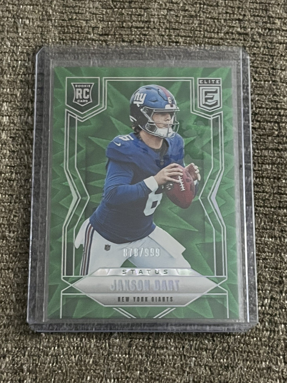 2025 Donruss Elite Jaxson Dart /999 Rookie Card #103 Laser Green Status (RC)