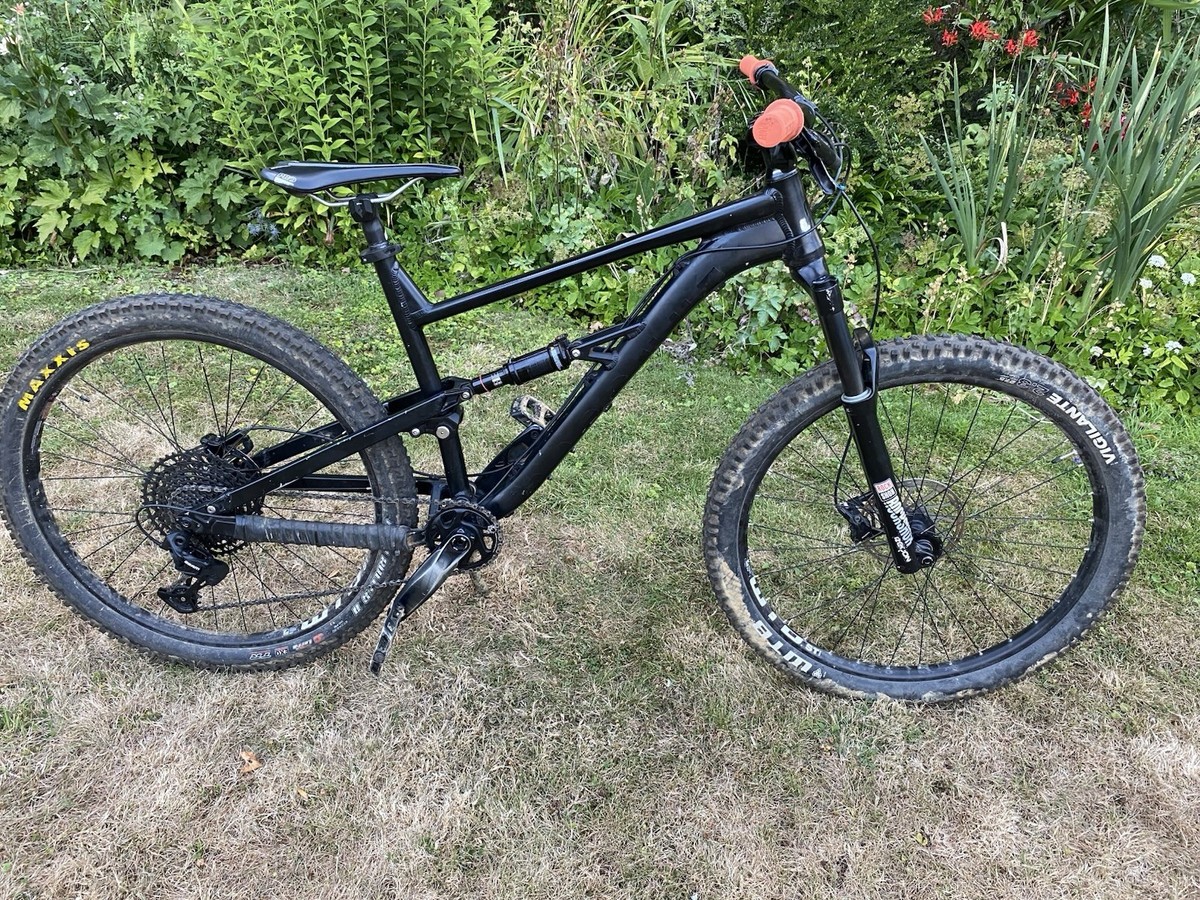 Calibre Bossnut 2022 Full Suspension Mountain Bike Black Edition