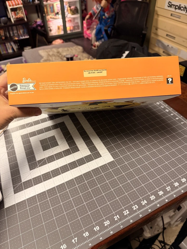 Barbie 12 Days of Halloween Doll and Accessories - Image 3 of 4