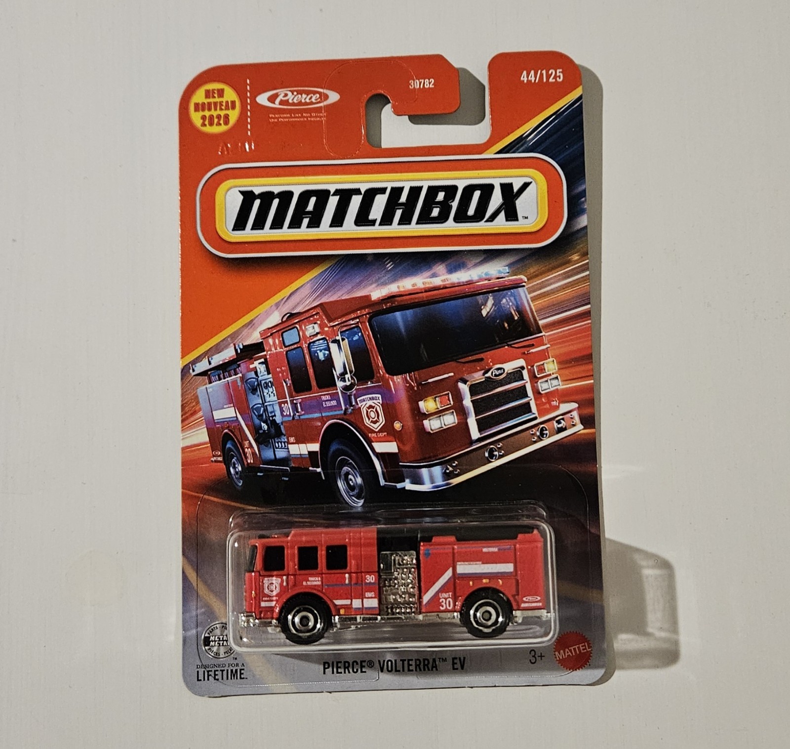 Matchbox Pierce Volterra EV Fire Truck Red  1:64