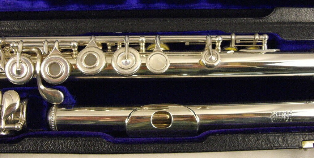 WILLIAM S. HAYNES SILVER FLUTE 18K RISER STRAUBINGER PADS OFFSET G