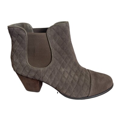 NEW CIAO BELLA Woman s Quilted Leather Suede Booties Gray sz 7.5