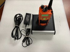 EF JOHNSON ASCEND RADIO WORKING GOOD MODEL 242-5574-812HA4 w/ Charging station