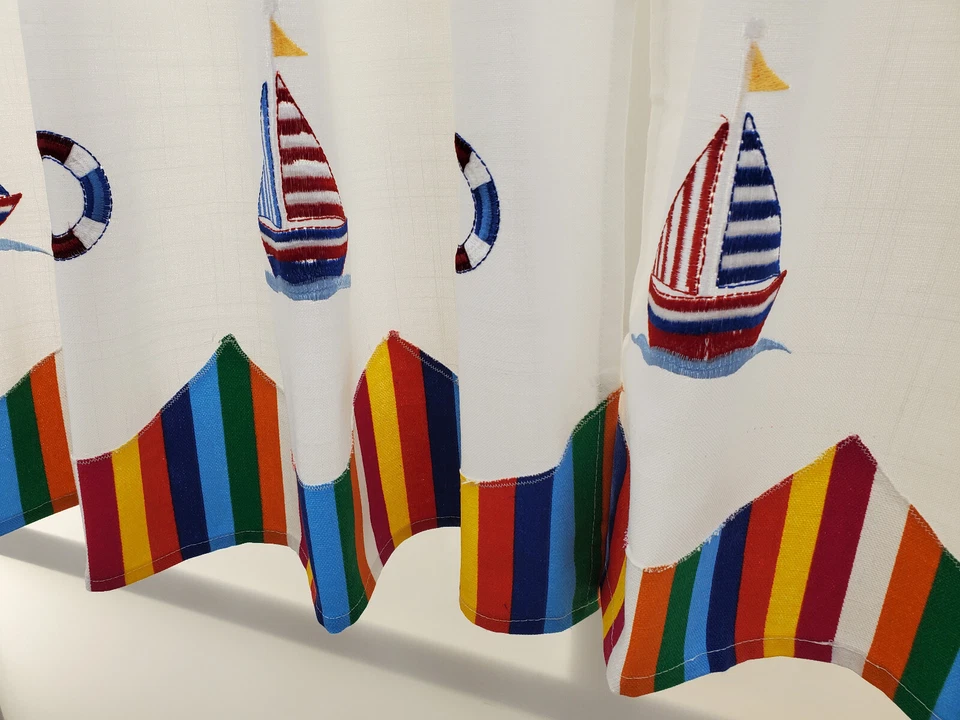 Newport Tela Bordada Velero Náutico Playa Rayas Cenefa o Niveles Foto 4 de 4