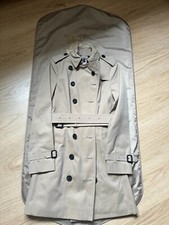 Burberry Sandringham Honey Trench Coat Size 6 Never Worn