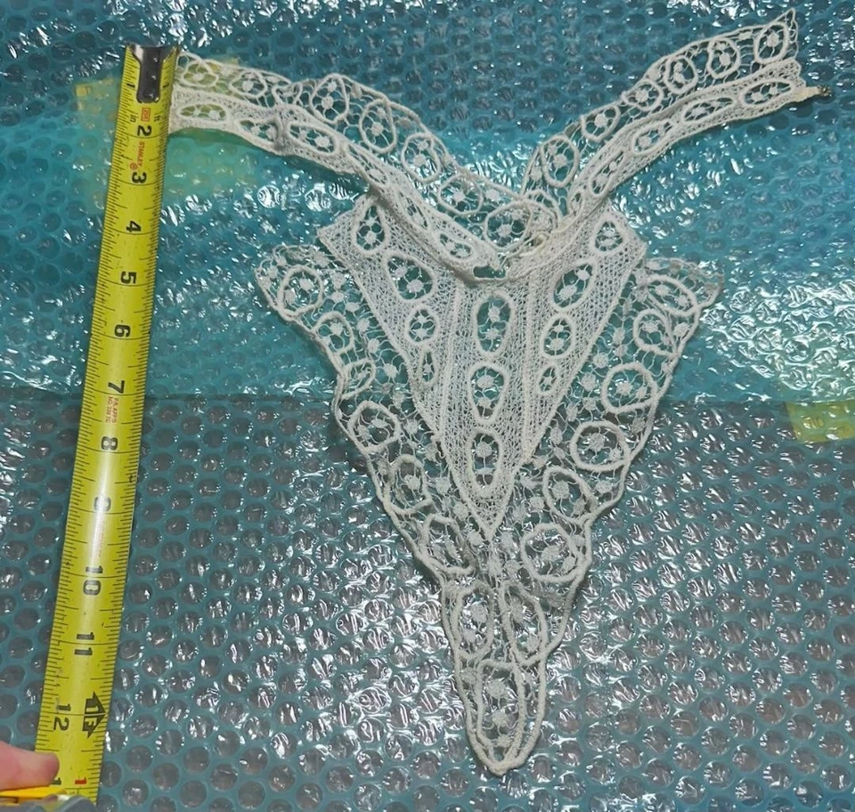 Antiguo collar de encaje eduardiano victoriano plastrón ganchillo 3D SC Estate #C Foto 3 de 4