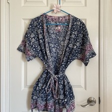 Lucky Brand Women's Kimono Robe Size S Blue Floral Short Sleeve Tie Belted