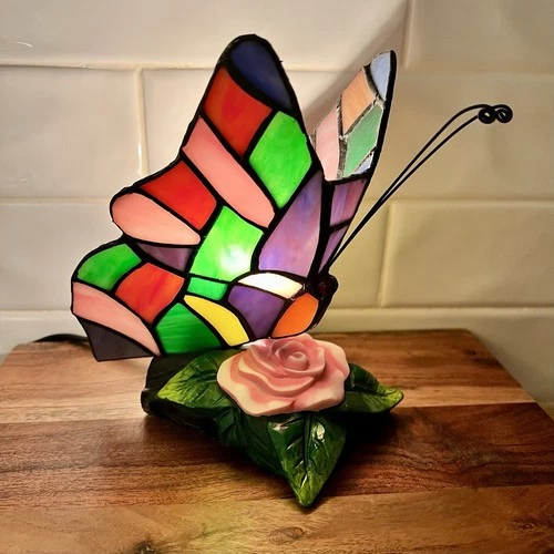 VTG Tiffany Style Butterfly Lamp-Stained Glass Table or Desk Light Bulb Included