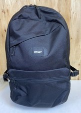 Oakley Street Backpack 20L Laptop Compartment...