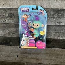 Fingerlings BFF Collection Danny Gianna Baby Monkey Mini