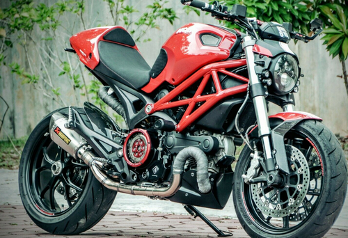 Ducati Monster 696 796 1100 Cafe Race 