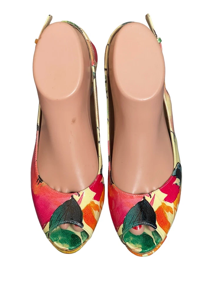 Stuart Weitzman Colorido Floral Peep Toe Cuñas Corcho Plataforma Eslinga Talla 7.5 Foto 2 de 4