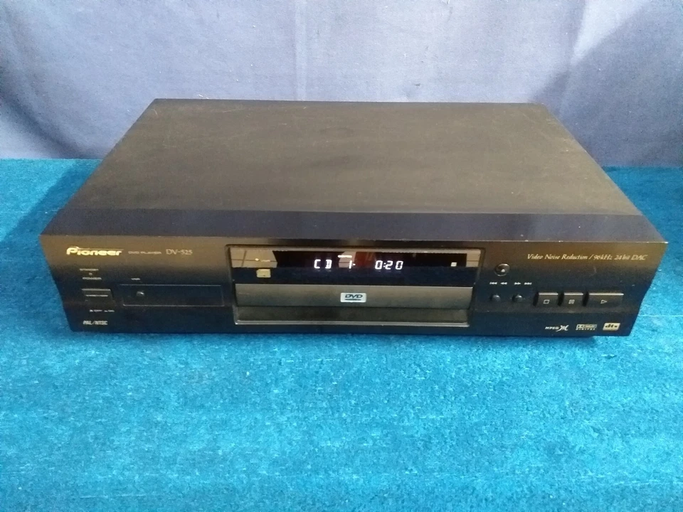 SONY DVP-525 TOP CLASS CD/DVD PLAYER FUNKTIONIERT ABER HAT PROBLEME - Bild 2 von 4