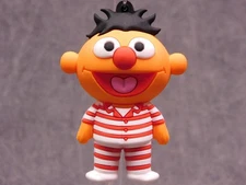 Sesame Street NEW * Ernie Clip * Blind Bag Series 3 Key Chain Monogram