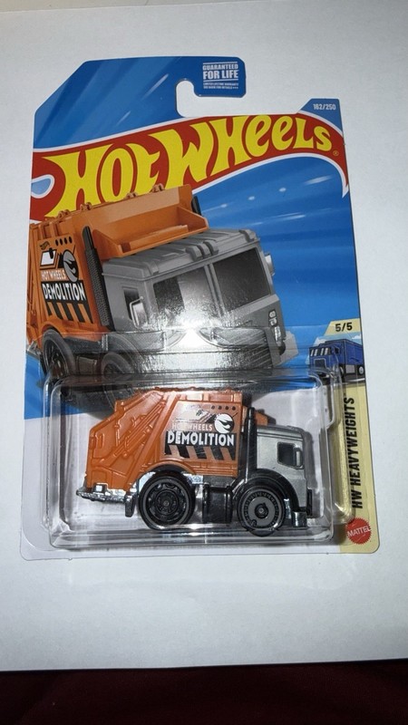 Total Disposal Treasure Hunt HW HEAVYWEIGHTS 1:64 5/5 #162/250 New UNOPENED 2026
