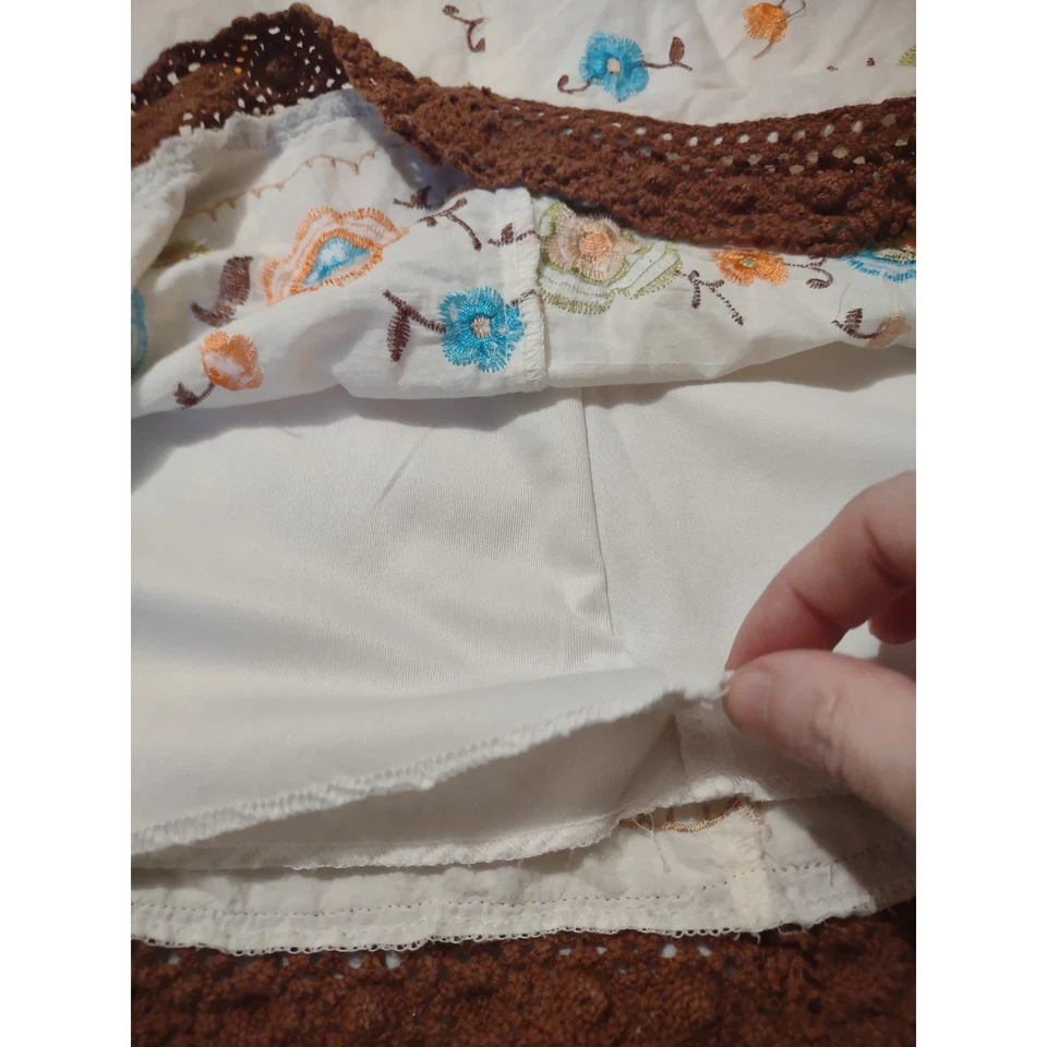 Heart Soul Embroidered Skirt Size 9 Bohemian Crochet Trim Lightweight Cotton - Image 4 of 4