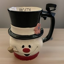 RAE DUNN CHRISTMAS HOLIDAY WINTER FROSTY THE SNOWMAN COFFEE MUG  “FROSTY”