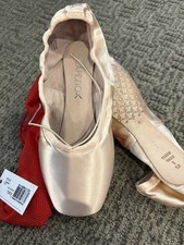 Capezio 1140W 10.5N Women's Pointe Shoes