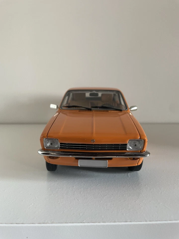 Opel Kadett C Coupé Orange 1976 1/18 Minichamps 1.18 No GT/E - Immagine 2 di 4