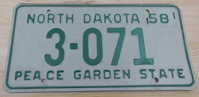 Vintage Original 1958 North Dakotah License Plate Tag # 3-071