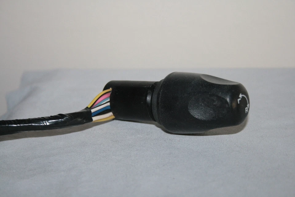 Camión Dodge Dakota Durango 2000 RAM 56019 923 perilla de interruptor de espejo retrovisor eléctrico L/R 6" Foto 2 de 4