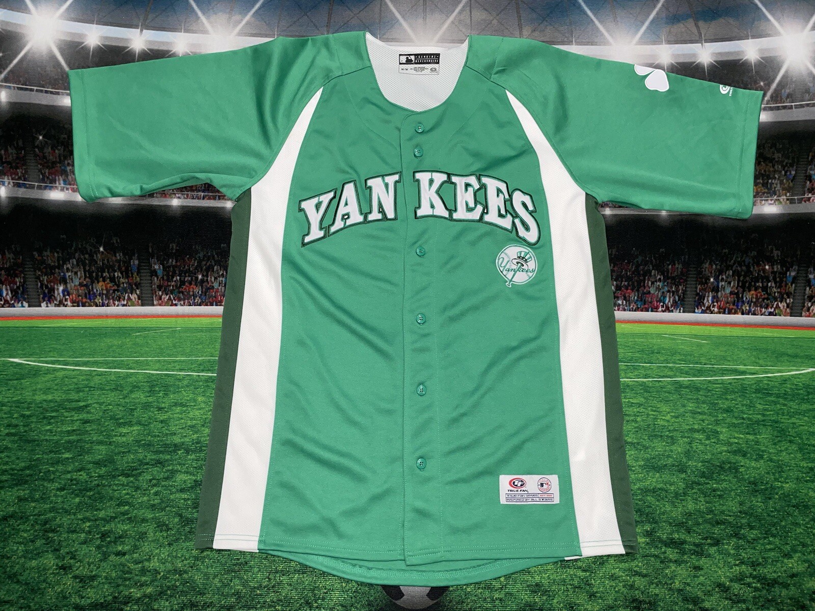 New York Yankees Green St Patricks Day TrueFan Jersey Sz Medium Preowned