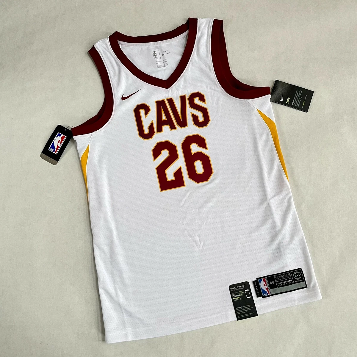 NWT Men s Nike Kyle Korver Jersey White Cavs Swingman 40 Small Basketball